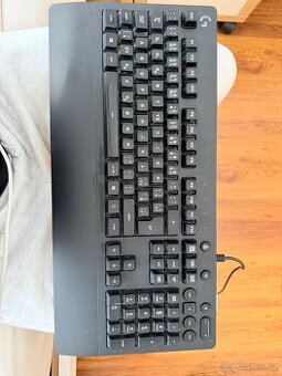Prodám klávesnici Logitech G213