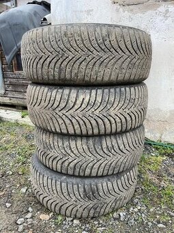 Zimní 205/60/15