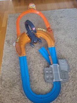 Hot Wheels Monster Trucks Štír