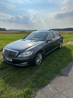 Mercedes benz w221 320cdi - 1