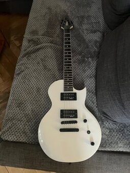 Jackson elektrická kytara