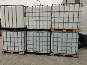 IBC kontejner 1000l, vhodné třeba na dešťovou vodu