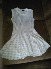 Dívčí šaty CK  vel.134-140 - 1