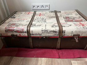 Stary renovovaný kufr - 1