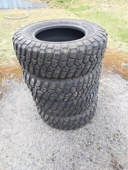 BFGoodrich MUD - TERRAIN 255/75 R17