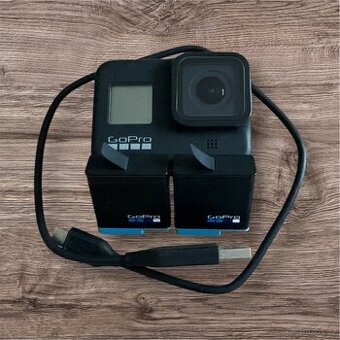 GoPro Hero 8 Black + příslušenství