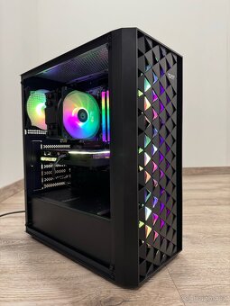 REZERVACERyzen 5600, RTX 3060Ti, 1TB M.2 SSD, 32GB RAM, 650W