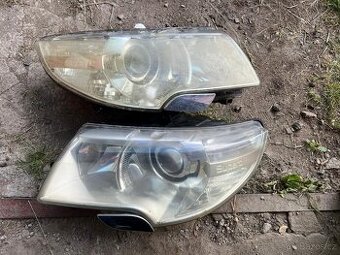 Bixenonové světla Škoda Superb 2