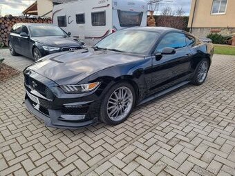 Ford Mustang, paket GT350, motor 3,7 V6, 224 kw,2015,manuál