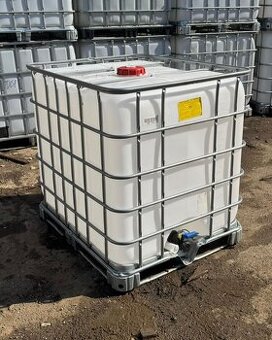 Nádrž na dešťovou vodu objem 1000 l - vymytý IBC kontejner