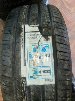 255/55R18 108W Pirelli