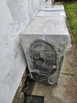 Pračka s vrchním plněním Whirlpool 2295