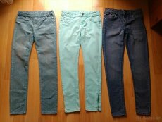 Kalhoty C&A a H&M vel. 140, 152