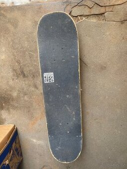 Skateboard