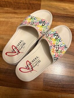 Nazouváky Sketchers