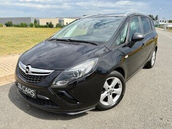 OPEL ZAFIRA 2.0 CDTI //2013 1.MAJITEL KLIMA TAŽNÉ ROZVODY
