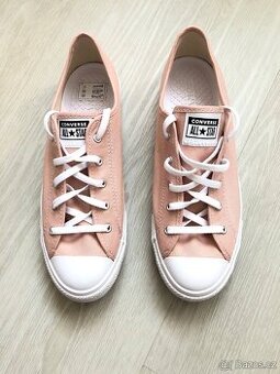 Dámské Converse vel.39