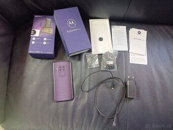 Mobil Moto G13, 4/128GB, doklad, záruka, pěkný stav