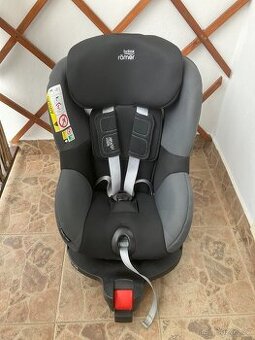 Britax Römer Dualfix M i-size