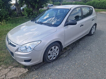 Hyundai i30 1.6 CRDi - 2009, ČR