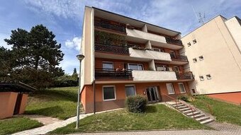 Pronájem bytu 3+1 s lodžií v Trutnově - Výsluní