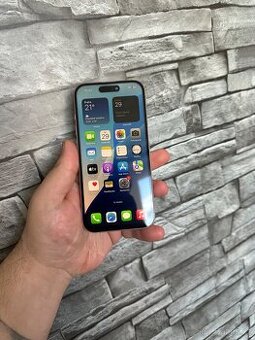 iPhone 15