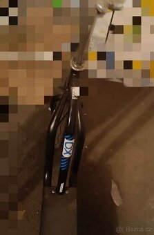Koloběžka s nafukovacími kolami