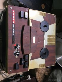Kotoucovy magnetofon Tesla B42