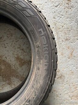 215/60R17C