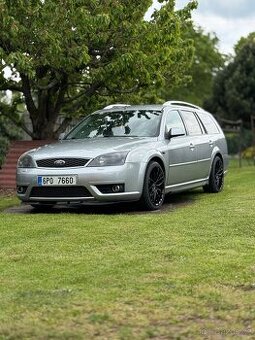 Ford Mondeo st220