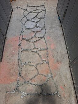 Sněhové řetězy pro nákladní auta