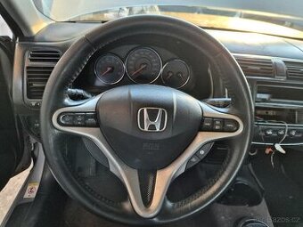 Volant honda civic 8g
