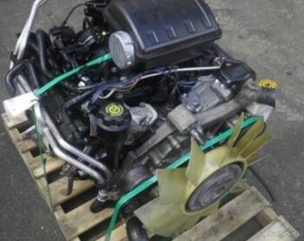 Motor kompletní Jeep Cherokee Liberty 3.7 V6 2003r