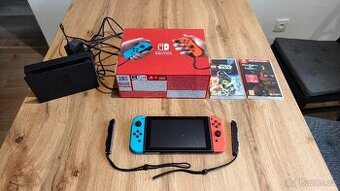 Nintendo switch + 2 hry