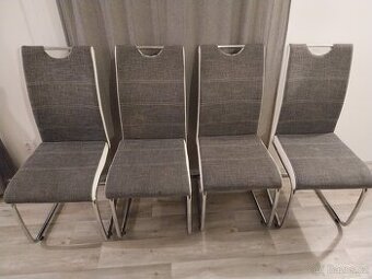 Jídelní stůl + židle