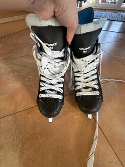 Dětské zimní brusle vel. 40