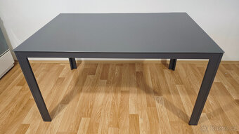 Hliníkový stůl se skleněnou deskou Houston/Toronto