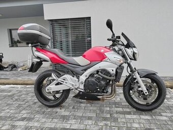 Suzuki gsr 600 super stav