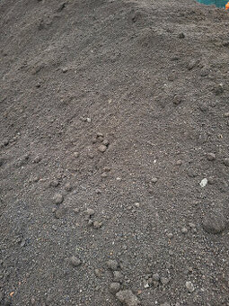 Tříděná zemina Brno