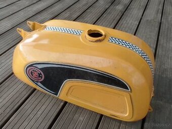 ČZ 476, 477 nová nádrž