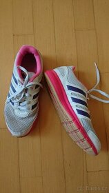 tenisky Adidas dětské vel. 34
