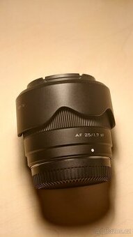 Viltrox AF 25mm f/1.8 (pro Fujifilm X) – Jako nový