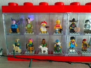 Lego figurky +lego vitrínka nova cena