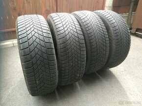 Prodám zimní gumy Matador 215/60 R16 DOT 2822