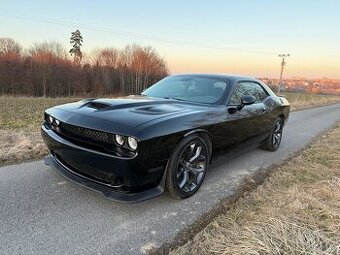 Obrázek k inzerátu: Dodge Challenger RT 5.7 2019
