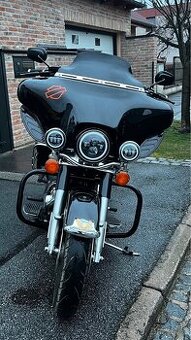 Harley - Davidson, černá Electra Glide Classic 88´ inch.