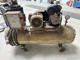 Prodáme kompresor Orlík 2J6K - 1