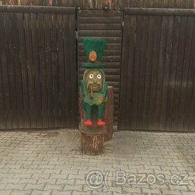 vodník motorovou pilou