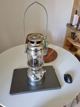 Prodám petrolejovou lampu s punčoškou - 1