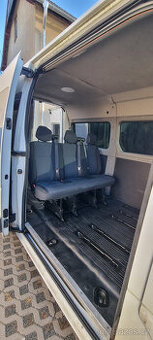 RENAULT MASTER TROJSEDAČKA A ZADNÍ INTERIÉR
